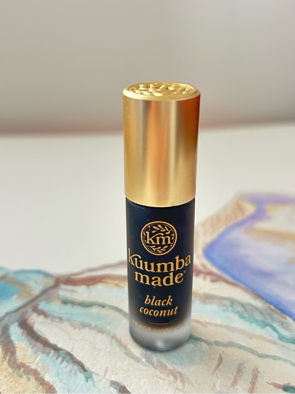 Black Coconut Roll-On Fragrance Oil - Gold/Black